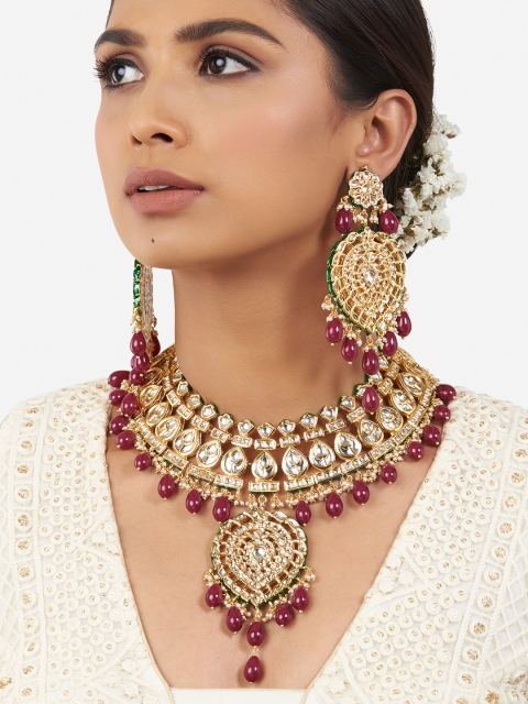 

Ahaanya women Gold-Toned & White Brass Gold-Plated Necklace