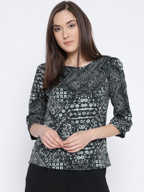 

Sera Women Black & Off-White Printed Top