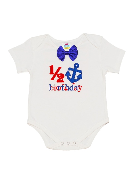 

TINY MINY ME Infants White Solid Bodysuit