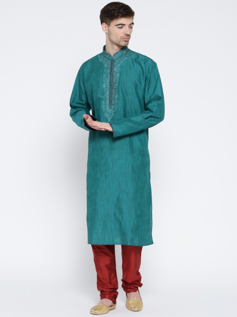 

Manish Creations Men Green & Maroon Brocade Kurta with Pyjama