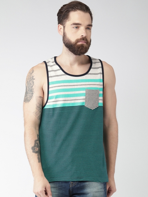 

Aeropostale Men Green Striped Round Neck Pure Cotton T-shirt