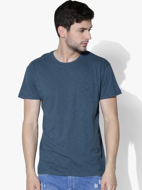 

Aeropostale Men Navy Solid Round Neck T-shirt, Navy blue