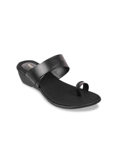 

WALKWAY by Metro women's Black Comfort Sandals