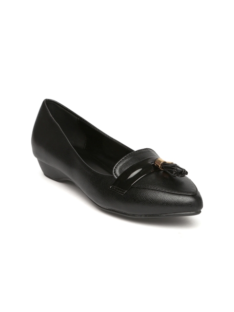 

Van Heusen Women Black Tasseled Ballerinas