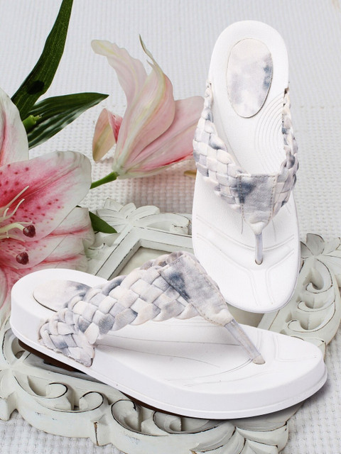 

FASHIMO Women White Colourblocked T-Strap Flats