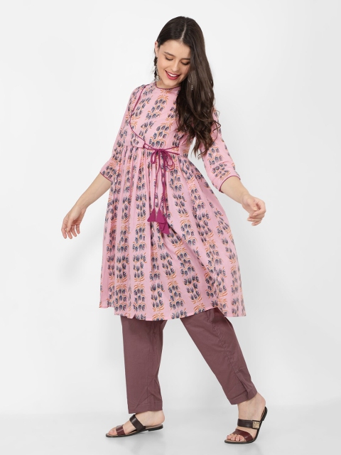 

NAVIYATA Women Pink printed kurta set