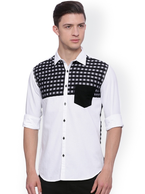 

Campus Sutra Men White & Black Checked Standard Fit Casual Shirt