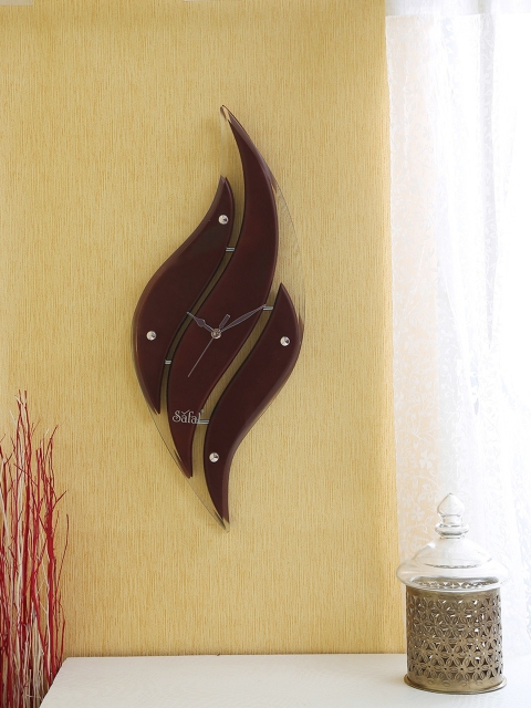 

Safal Brown Dial 42 cm x 23 cm Analogue Pendant Shaped Wall Clock