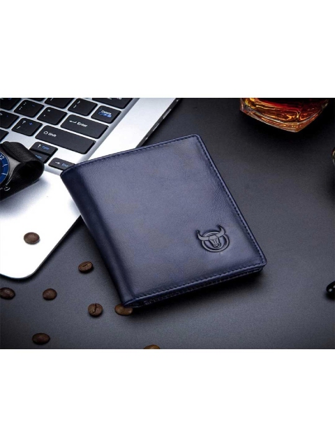 

CONTACTS Men Blue Leather Two Fold Wallet