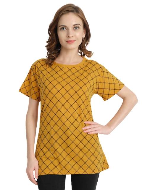 

CHOZI Women Mustard Yellow Printed Drop-Shoulder Sleeves Bio Finish T-shirt