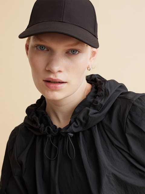 

H&M Women Black Caps