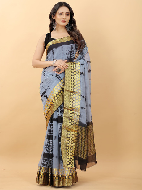 

RACHNA Grey & Gold-Toned Tie and Dye Chiffon Saree