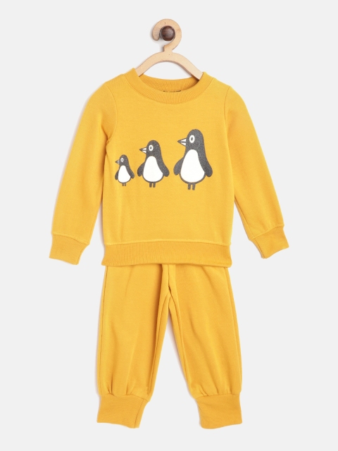 

pspeaches Girls Yellow & Black Printed T-shirt with Pyjamas