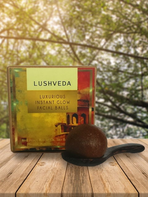 

Lushveda Luxurious Instant Glow Facial Balls with Rose Petals & Almond Oil, Yellow