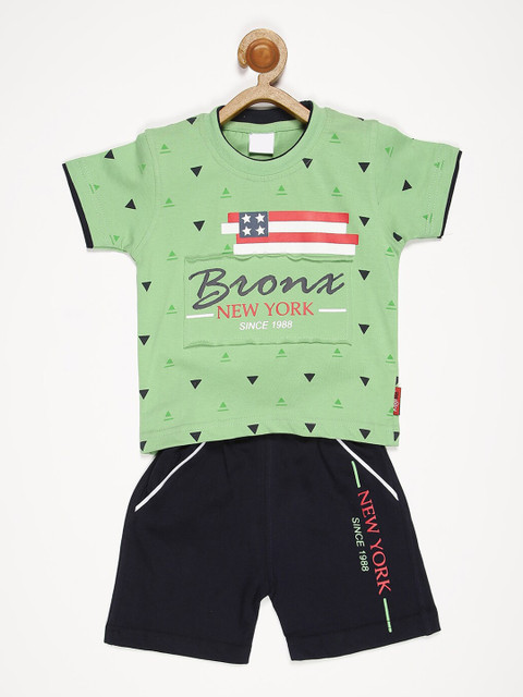 

V2 Value & Variety Boys Green & Black Printed Cotton T-shirt with Short