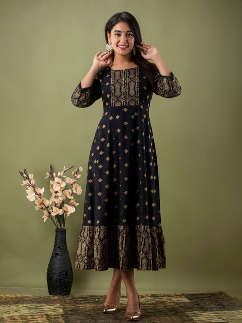 

EtnicaWear Black & Gold-Toned Geometric Printed Square Neck Kurti