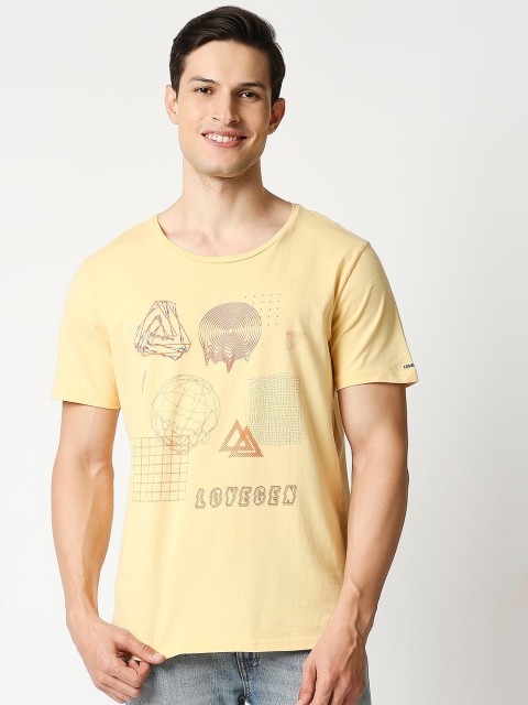 

LOVEGEN Men Yellow Printed T-shirt