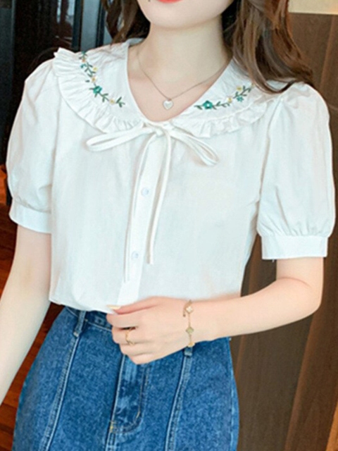 

La Aimee Women White Embroidered Peter Pan Collar Top