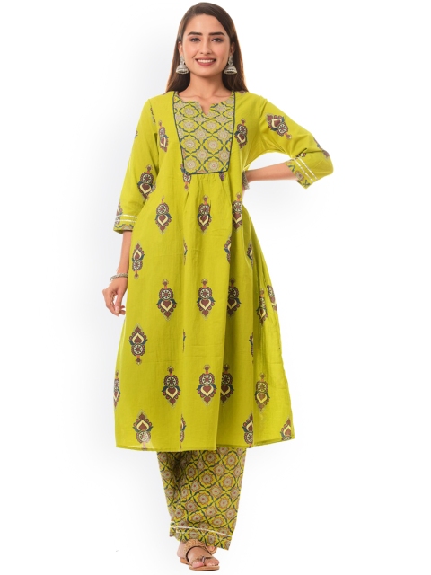 

TRISHLA INDIA Women Green Floral Printed Pleated Pure Cotton Kurta with Palazzo