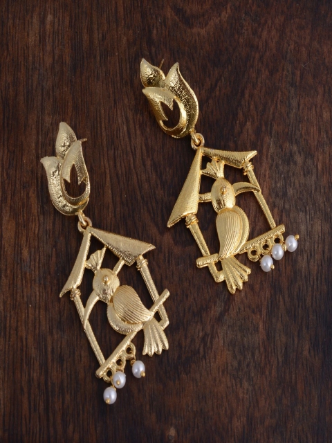 

kashwini Gold-Plated Contemporary Drop Earrings