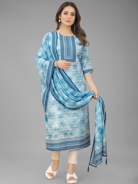 

RUHI FASHION Women Blue & White Ethnic Motifs Printed Kurta