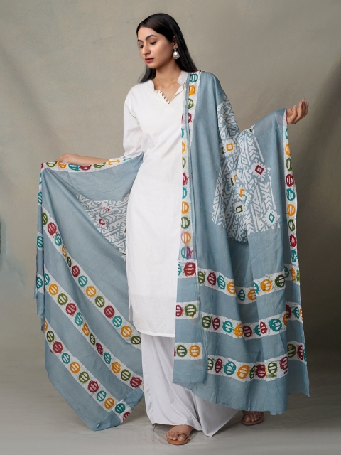 

Unnati Silks Grey & Off White Ethnic Motifs Printed Pure Cotton Batik Dupatta