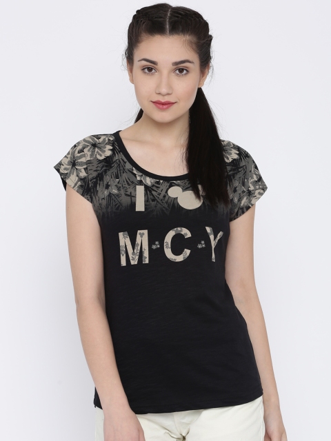 

Flying Machine Women Black Printed Round Neck T-Shirt