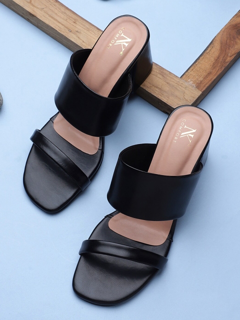 

NK COMFORT Black Solid Block Sandals