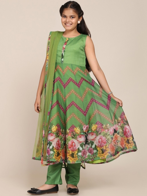 

Bitiya by Bhama Girls Green Floral Printed Kurta with Churidar & Dupatta