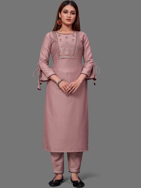 

Zainab chottani Women Mauve Floral Printed Kurta with Salwar