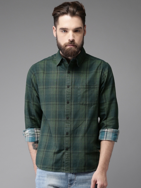 

Moda Rapido Men Green Checked Casual Shirt