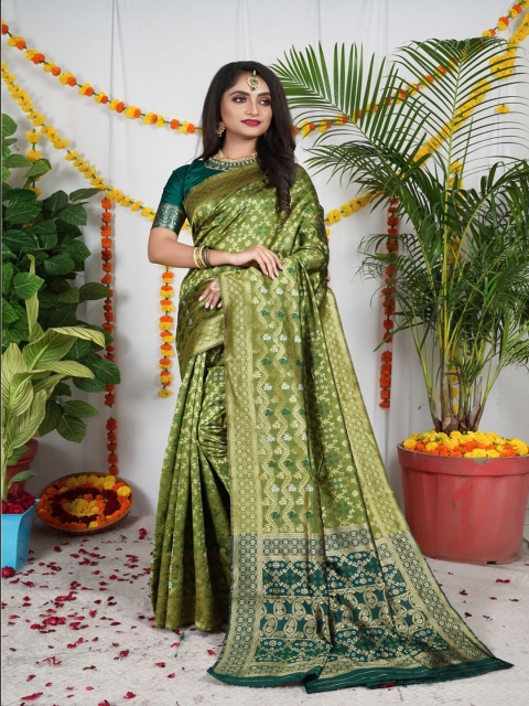 

VSaree Olive Green & Gold-Toned Woven Design Zari Pure Silk Patola Saree