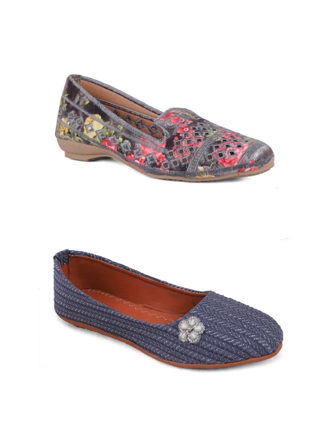 

FABBMATE Women Grey Pack Of 2 Embellished Ballerinas Flats