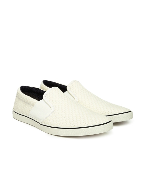 

Clarks Men White Slip-On Gosling Step Sneakers