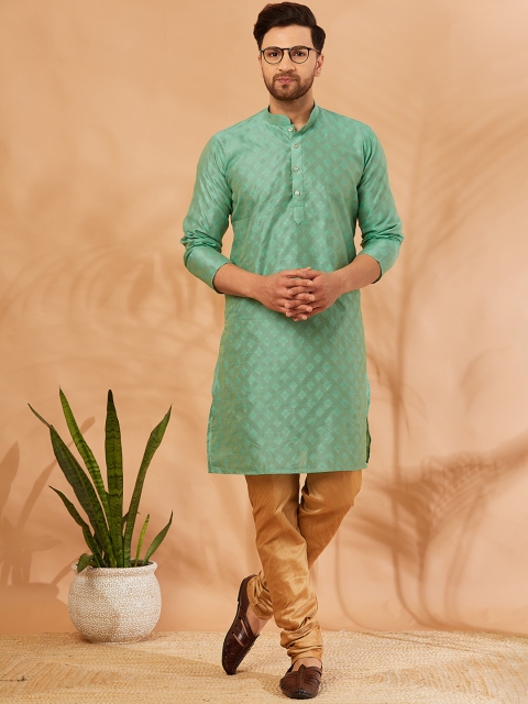 

Armaan Ethnic Men Green Ethnic Motifs Chikankari Kurta with Pyjamas