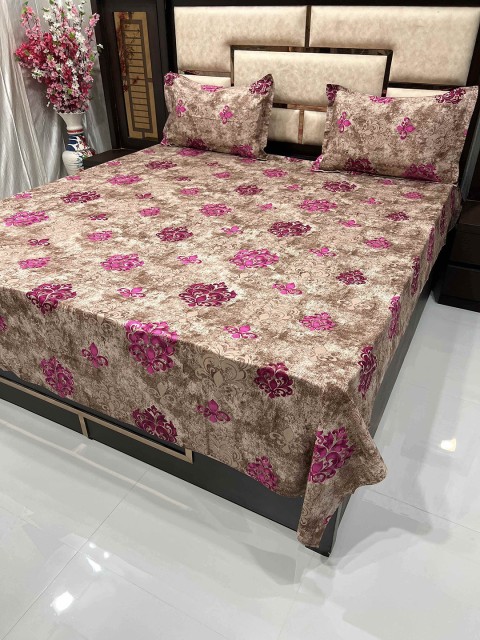 

Pure Decor Unisex Maroon Bedsheets