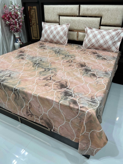 

Pure Decor Peach-Coloured & Black Geometric 300 TC Queen Bedsheet with 2 Pillow Covers