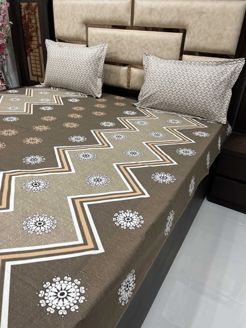 

Pure Decor Unisex Brown Queen Size Pure Cotton Bedsheet with 2 Pillow Covers