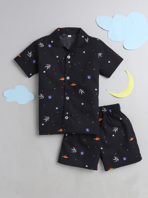 

The Magic Wand Unisex Kids Black & Orange Printed Night suit
