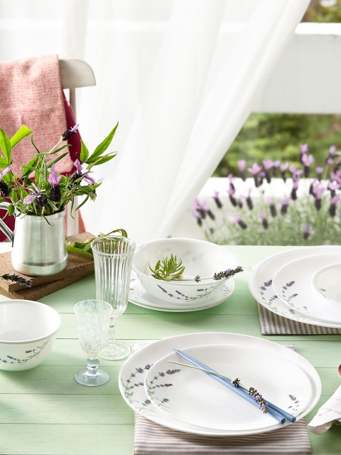 

Corelle White & Purple 14 Pieces Floral Printed Glossy Dinner Set