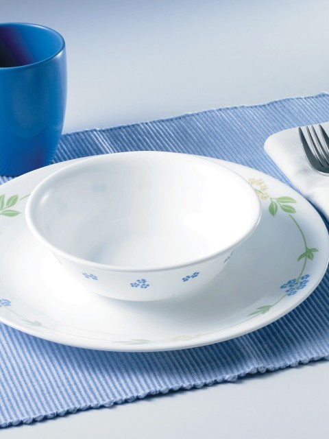 

Corelle White & Green 10 Pieces Floral Printed Glossy Dinner Set