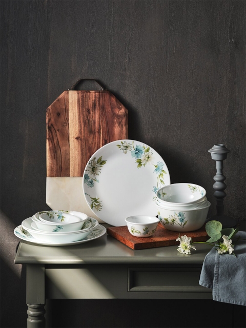 

Corelle White & Green 12 Pieces Floral Printed Glossy Dinner Set