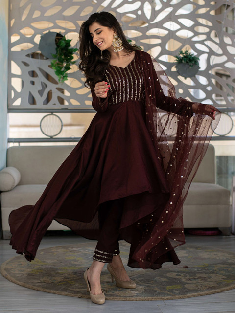 

YOYO Fashion Burgundy & Gold-Toned Embellished Semi-Stitched Dress Material