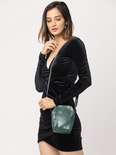 

NAEVE Green Leather Structured Sling Bag with Quilted