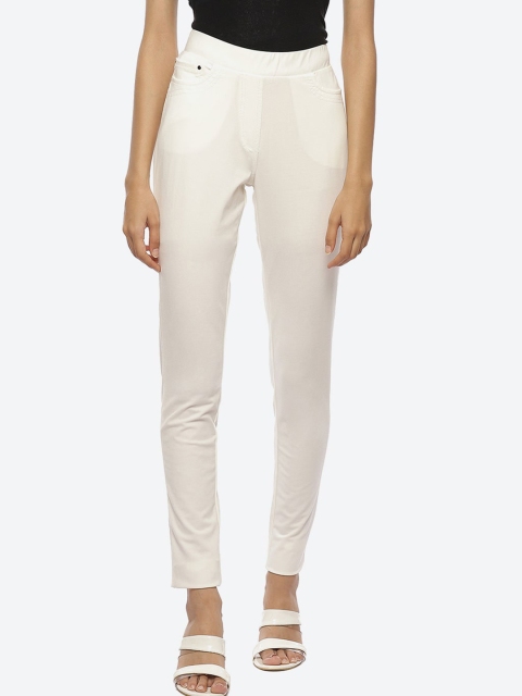

Lakshita Women White Relaxed Chambray Trouser