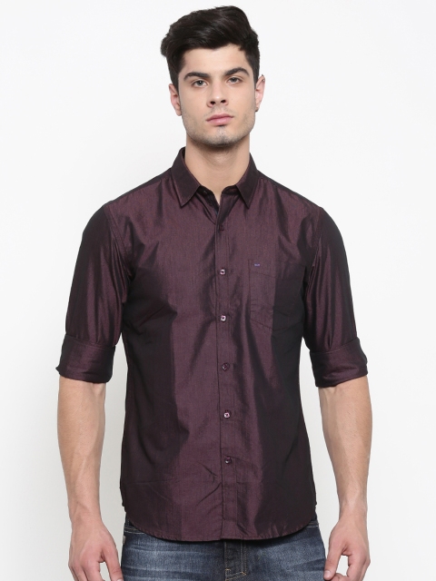 

Indigo Nation Men Burgundy Slim Fit Solid Party Shirt