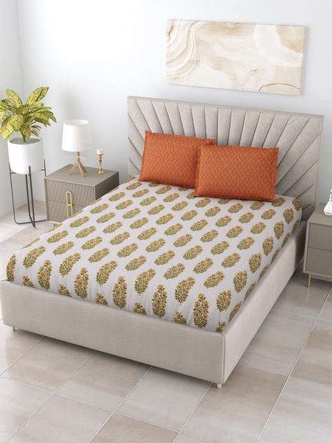 

BOMBAY DYEING Off White & Green Floral 210 TC Queen Bedsheet with 2 Pillow Covers