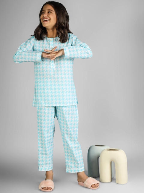 

THE PINK ELEPHANT Unisex Kids White & Off White Printed Night suit