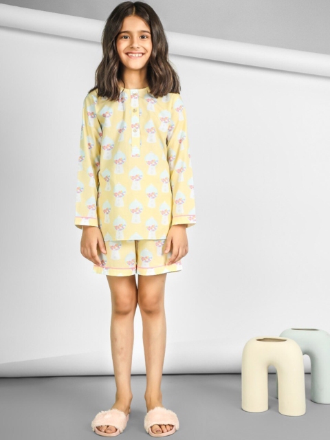 

THE PINK ELEPHANT Unisex Kids Yellow Printed Night suit