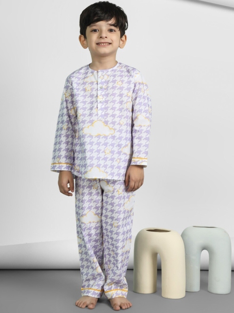 

THE PINK ELEPHANT Unisex Kids Peach-Coloured & Off White Printed Night suit